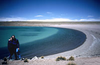 La remota laguna celeste