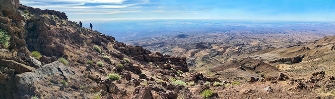 Panoramica sulle pianure del Bourkou dal cratere sommitale dell'Emi Koussi