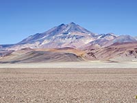 L'Ojos del Salado appare lungo la RN31