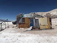 Il rifugio abbandonato Laguna Verdenei pressi delle sorgenti termali