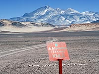 L'Ojos del Salado visto a 23 km di distanza dal bivacco Lucero
