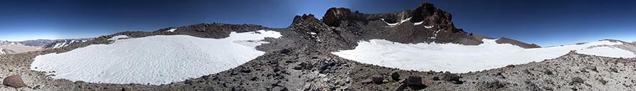 Panorama a 360° dalla caldera sommitale appena sotto la vetta dell'Ojos del Salado