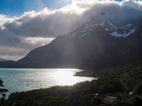 Il lago Nordenskjöld in controluce