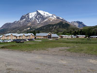 Hotel Las Torres poco oltre il cancello
della Laguna Amarga
