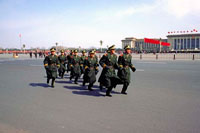 Militari a Tien an Men