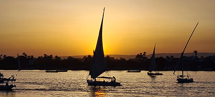 Tramonto sul Nilo a Luxor