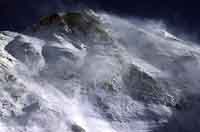 L'Everest in una giornata ventosa