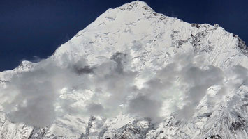 Parete est dell'Everest dal cb est