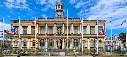 Il municipio di Saint Denis