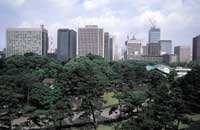 Skyline di Tokyo dal Parco reale