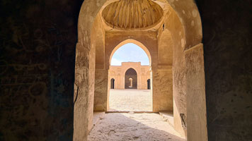 Interno della fortezza di al'Ukhaidar