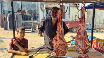 Banco di carni nel Suq di Bassora