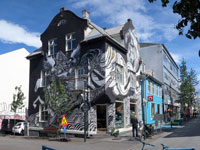 Casa dipinta sulla Hverfisgata-Reykjavik