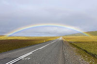 Arcobaleno sulla statale nr. 85 Norðausturvegur poco prima di Þórshöfn