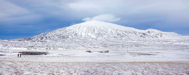 Panorama invernale del vulcano Snaefells