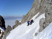 Sulla neve lungo la via di salita 