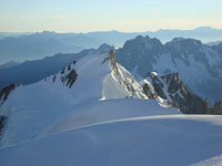 Vista dall'alto sul col della Brenva