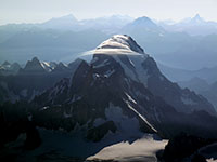 Le Grandes Jorasses con nube a lente