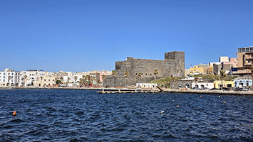 Specchi d'acqua della gran moschea dello Sceicco Zayed