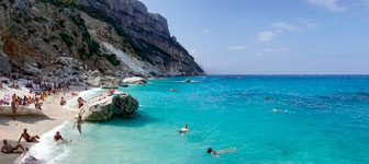 Panorama sulla spiaggia di cala Goloritzè