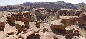 Formazioni di arenaria nel canyon di Charyn