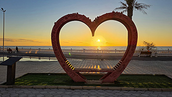 Tramonto sul mar Caspio dalla corniche di Aqtau