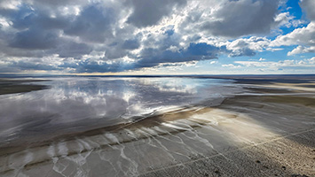 Il lago stagionale di Tuzbaif