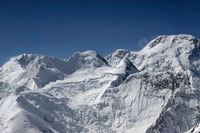Il Pobeda dal campo due del Khan Tengri