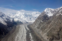 Il ghiacciaio Inylchek sud dall'alto guardando a ovest