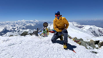 Matteo in vetta, 7134 m