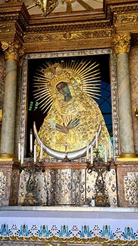 Icona della Vergine Maria alla Porta dell'Aurora a Vilnius
