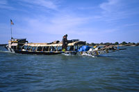 In pinasse sul Niger