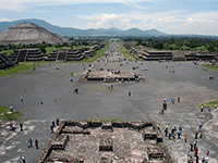 Calzada de los muertos vista dalla piramide della Luna