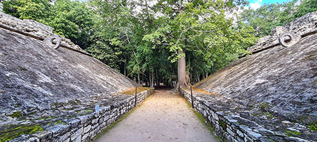 Il gioco della pelota a Cobá