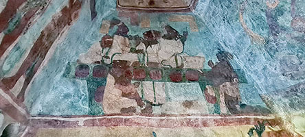 Affresco di una tavola imbandita Maya a Bonampak