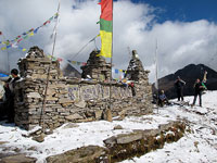 Chorten al passo Shipton, 4220 m