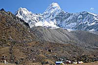 La cresta sud ovest dell'Ama Dablam