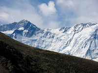 Annapurna IV e pastore in primo piano
