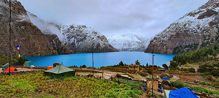 Il lago di Phoksumdo, 3610 m