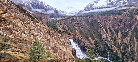 Cascate del lago di Phoksumdo
