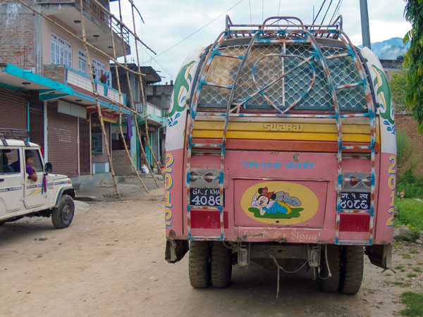 Bus ad Arughat