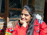 Studentessa nepalese a Braka