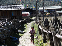Bambina a Ghunsa
