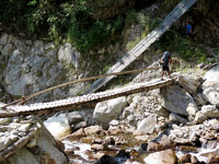 Ponte crollato a Phumphe Danda