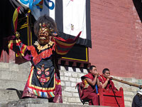 Maschera demoniaca del Mani Rimdu