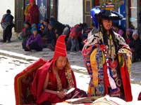 Il lama anziano presiede il Ti-Ji - 1