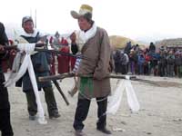 Fuciliere spara a salve col moschetto