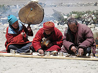 Cerimonia buddista al gompa di Nar