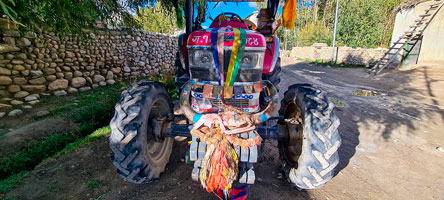 Trattore a Charang (con le corna!)