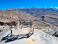 Il Khumjungar range nei pressi di Charang